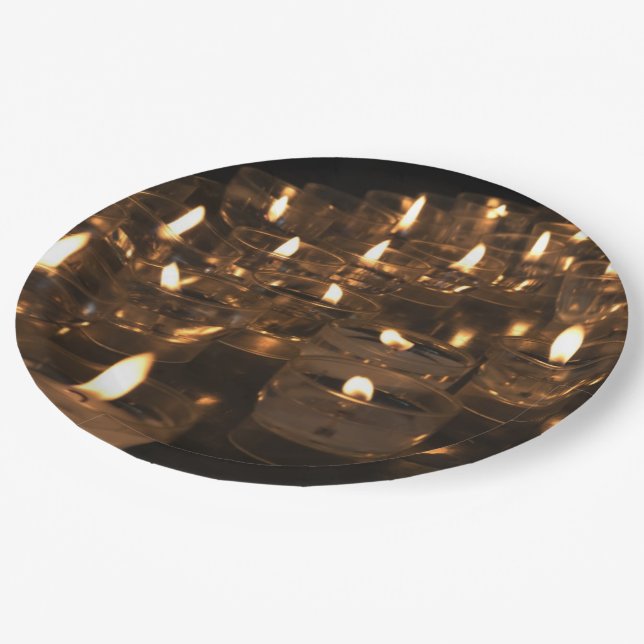 Romantische Kerzen mit Lichterketten Teller (Schrägansicht)