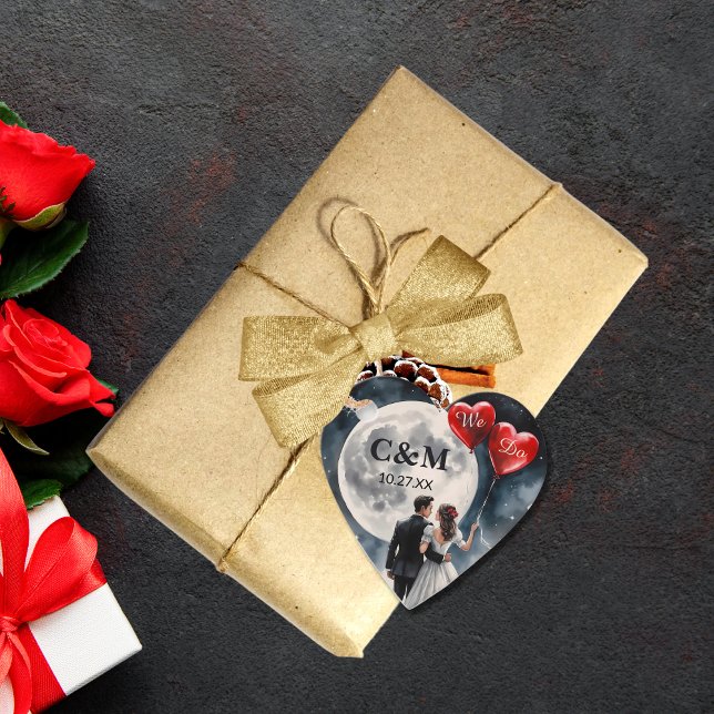 Romantische Liebe über Cloud Nine Märchenhochzeit Geschenkanhänger (Front view romantic red heart balloons lovers on cloud nine midnight sky – Wedding favor tag)