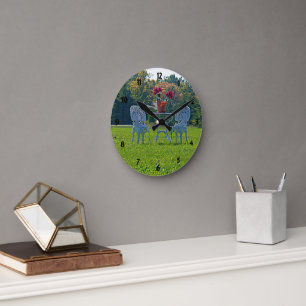 Romantische Liebeswiese Garten Tisch Blumen Runde Wanduhr