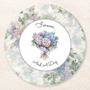 Romantische lila Lavendel-Blumenhochzeit Runder Pappuntersetzer