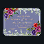 Romantische Lila Wasserfarbe Rett Datum Magnet<br><div class="desc">Dieser atemberaubende Aquarellmagnet Save the Date mit einem leichten Lavendelhintergrund mit üppiger lila, dunkler Rose und einer Touch roter Blume, umgeben von grünen und eukalyptus-Blätter. Goldprägung und Touchs der Kalligraphie sind eine perfekte Ergänzung zu den wunderschönen Blume. Eine schöne Design-Wahl, um den Ton für Ihre Hochzeitsfeier Set. Für jede Design-Frage...</div>