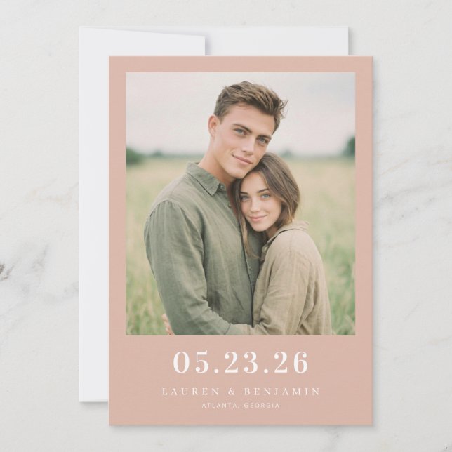 Romantische Pfirsich-Minimalist-Foto Save The Date (Vorderseite)