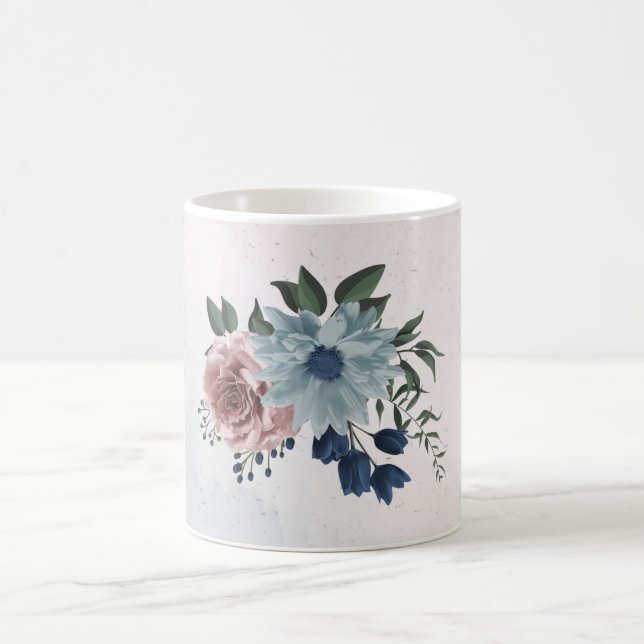 Romantische rosa Blumen, Grünpflanzen Kaffeetasse (Mittel)
