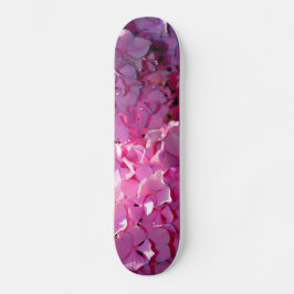 Romantische rosa, blumengeschmückte, elegante Hydr Skateboard