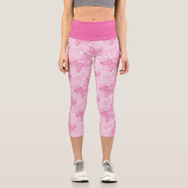 Romantische Rosa und Weiße Schmetterlinge Capri Leggings