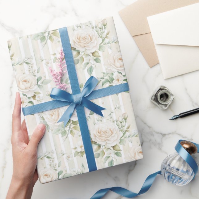 Romantische Rosenblütenpracht Hochzeiten Geschenkpapier (Schenken)
