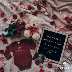 Romantische Schwangerschaftsankündigung mit Rosen Feiertagskarte