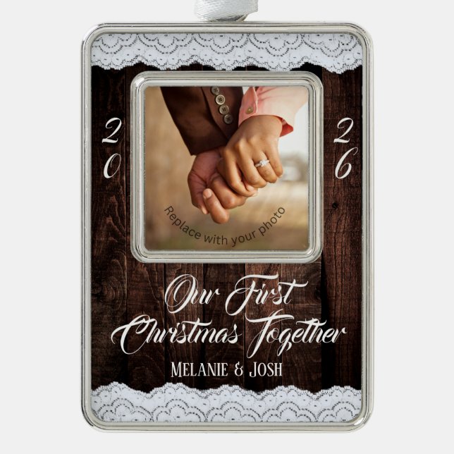 Romantische Spitzen und rustikale Holzlandschaft Rahmen-Ornament Silber (Vorderseite)