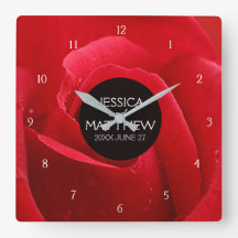 Romantische stilvolle Rote Rose Blumenhochzeit