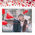 Romantische Valentinstag Paare Rotes Herz Balloons Puzzle<br><div class="desc">Feiern Sie die Liebe mit unserem zauberhaften Puzzle aus personalisiertem Foto, in dem ein paar Küsse auf einem lebendigen Puzzleteil spielen, umgeben von romantischen Ballons aus rotem Herzen. Dieses reizvolle Design prägt das Wesen des Valentinstag und macht es zum perfekten Geschenk für Paare, die ihre besonderen Momente gemeinsam schätzen. Personalisieren...</div>