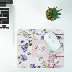 Romantische Vintage Retro-Blume auf Stallholz & Na Mousepad