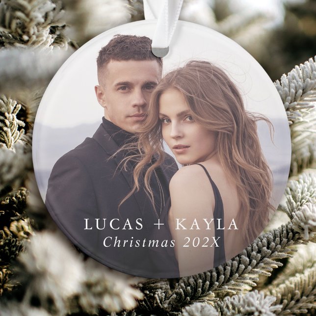 Romantische Weihnachtsschmuck mit 2 Fotos Ornament (Personalize this custom ornament with 2 of your favorite photos.)