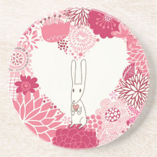 Romantischer Blumenhintergrund mit niedlichem Getränkeuntersetzer