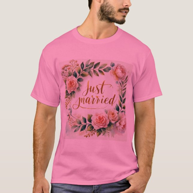 Romantischer Blumenreath Just Married Mens Tshirt (Vorderseite)