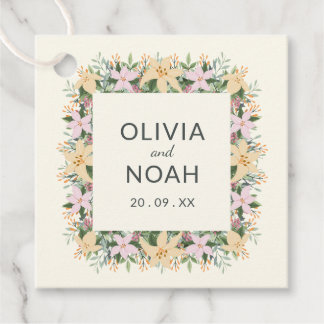 Romantischer floraler Hochzeitskranz Geschenkanhänger