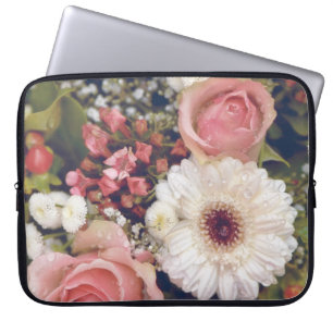 Romantischer rosa Rosen Blumenstrauß Laptopschutzhülle