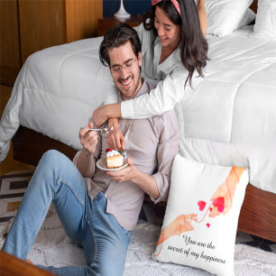 "Romantischer roter Schicksalsfaden Hände & Herzen Kissen