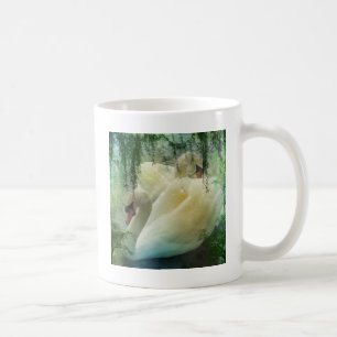 Romantischer See Schwimmen Weiße Schwäne Tasse