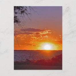 Romantischer Sonnenuntergang am Ozean Postkarte