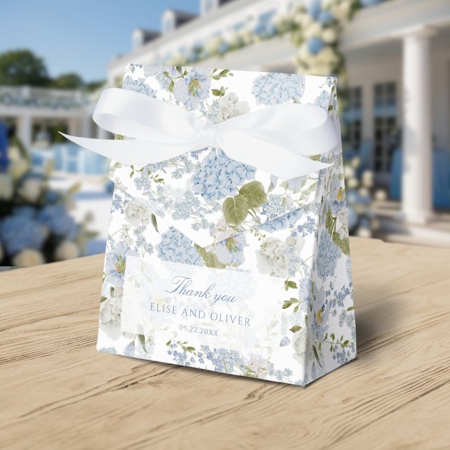 Romantisches Bläserblütenmuster Geschenkschachtel (Von Creator hochgeladen)