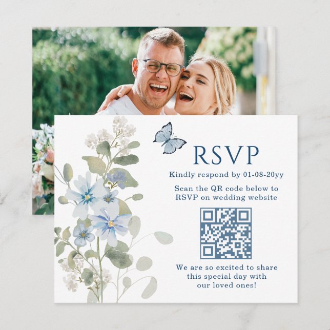 Romantisches Blue Floral UAWG QR Code Foto Hochzei RSVP Karte (Vorne/Hinten)