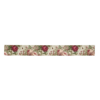 Romantisches Blumendesign Satinband