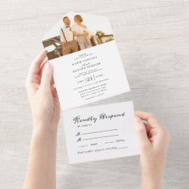 Romantisches Paar All In One Einladung