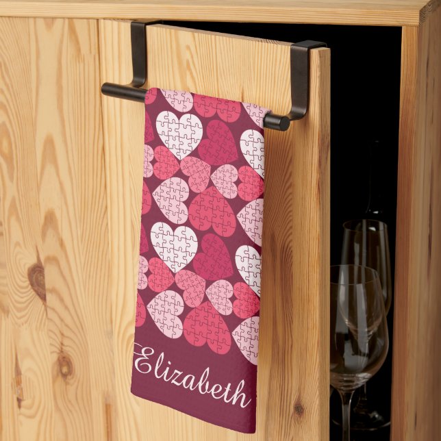 Romantisches Rot-Pink-Puzzle-Herzmuster Geschirrtuch (Drittel gefaltet)