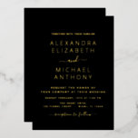 Romantisches Schwarzes Gold Hochzeit Folieneinladung<br><div class="desc">Black and Gold Foil elegante und moderne Einladungen zum Hochzeitsfeiern - inklusive schöner und eleganter Schrift-Typografie.</div>