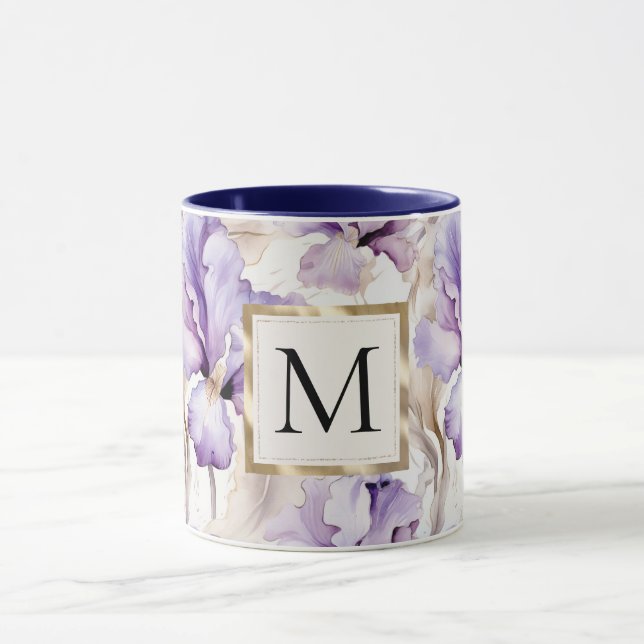 Romantisches weißes violettes Iris-Blumenmonogramm Tasse (Zentrum)