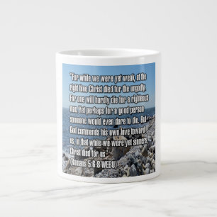Römer 5:6-8 WEBU Mug Jumbo-Tasse