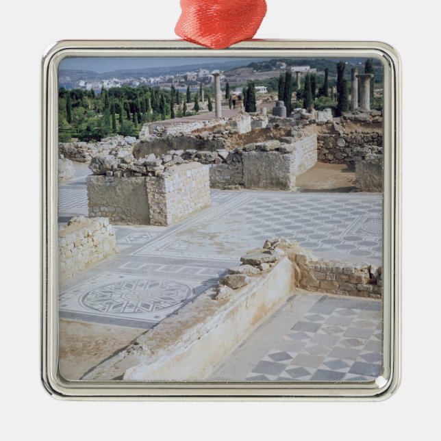 Römische Ruinen des Hafens von Emporion Silbernes Ornament (Vorne)