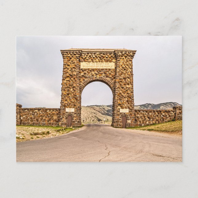 Roosevelt Arch am Nordende von Yellowstone Postkarte (Vorderseite)