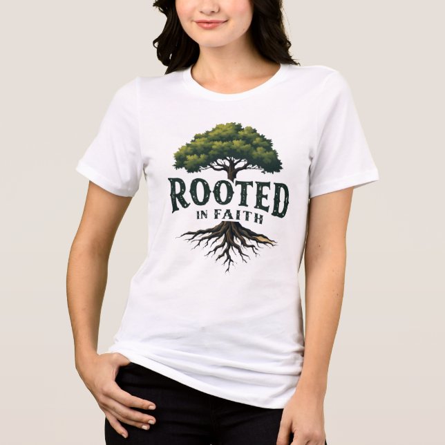 Rooted in Faith Christlich Tree Graphic Tri-Blend Shirt (Vorderseite)