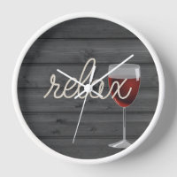 Rope Relax Text auf Holz mit Wein