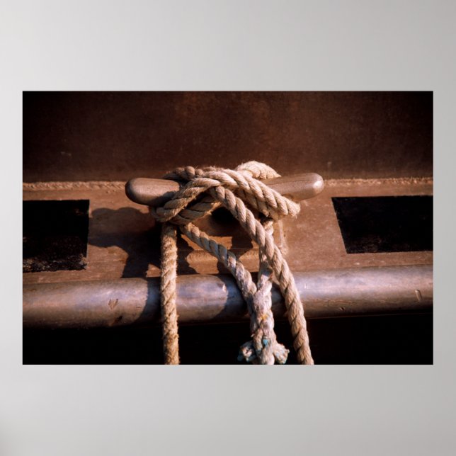 Rope Tied to a Boat Tie Poster (Vorne)