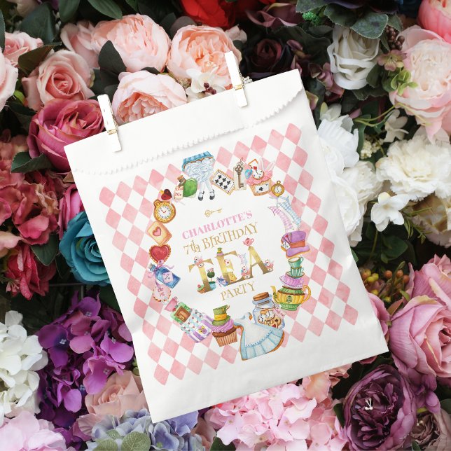 Rosa Alice im Wunderland 7. Geburtstag   Geschenktütchen (Von Creator hochgeladen)