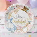 Rosa, Alice Onederland, Mädchen 1. Geburtstag Pappteller<br><div class="desc">Dieses Produkt ist ein Set von zauberhaften Tellern aus rosa Papier, die für die erste Geburtstagsfeier eines Mädchens entworfen wurden, inspiriert vom skurrilen Thema "Alice im Wunderland". Auf jeder Platte finden Sie eine faszinierende Illustration der ikonischen Alice inmitten eines magischen Wunderlands, das alle in verschiedenen Rosatönen dargestellt wird. Das Design...</div>