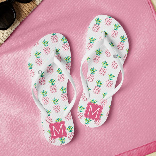 Rosa Ananas Mit Monogramm Flip Flops (Von Creator hochgeladen)