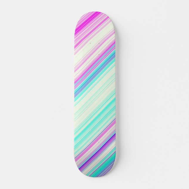 Rosa Aquamarines Lila trendy Stripmuster Skateboard (Vorne)