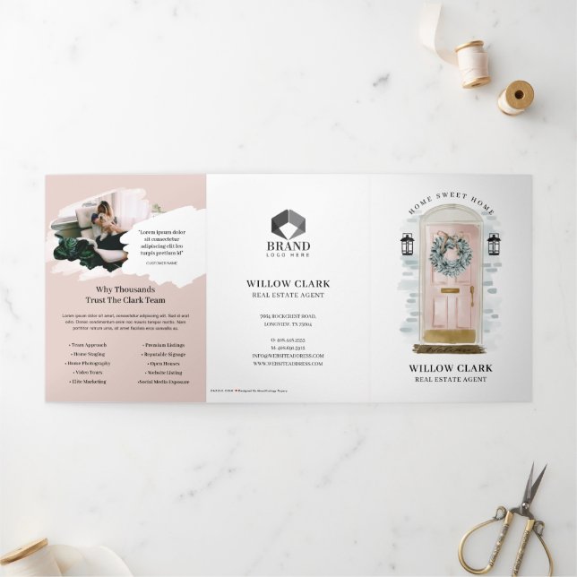 Rosa Aquarelltür Echtes Anwesen Marketing Dreifach Gefaltete Karte (Außenbereich)