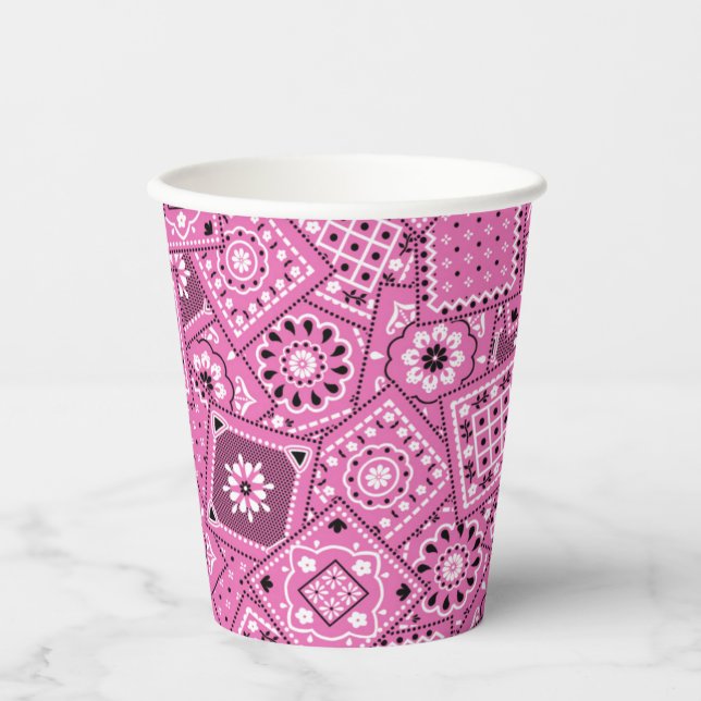 Rosa Bandanna Print Pappbecher (Vorderseite)
