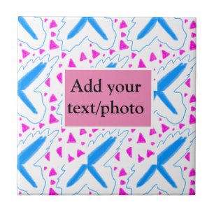 Rosa blaues Aquarellmuster fügt Namenstext hinzu Fliese