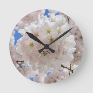 Rosa Blossom Balls. Runde Wanduhr