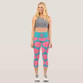 Rosa Blume auf blauromantischem Hintergrund Capri Leggings