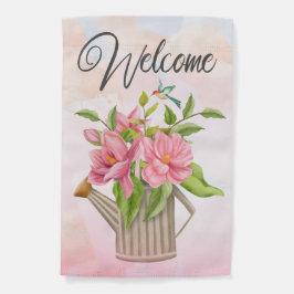 Rosa Blume in Watering Can Hummingbird