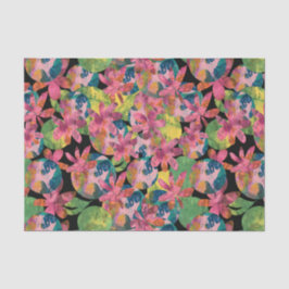 Rosa Blume sammeln im schwarzen Hintergrund Seidenpapier