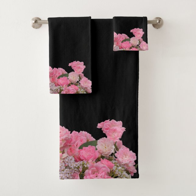 Rosa Blume, schwarz Hintergrund Badhandtuch Set (Insitu)