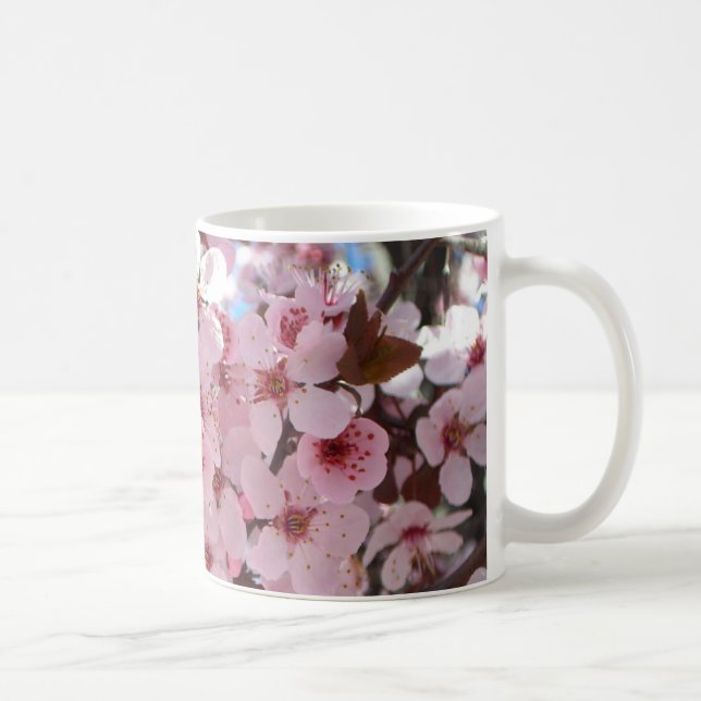 Rosa Blüten auf Zierblumen Tasse (Rechts)