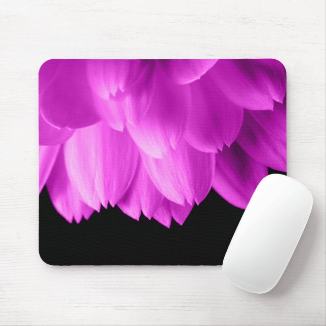 Rosa Blütenblätter auf schwarzen Blume Mousepad (Mit Mouse)